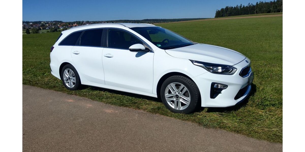 Kia ceed Sportswagon 34.500 km 16.400 &euro; Villingen-Schwenningen 78052