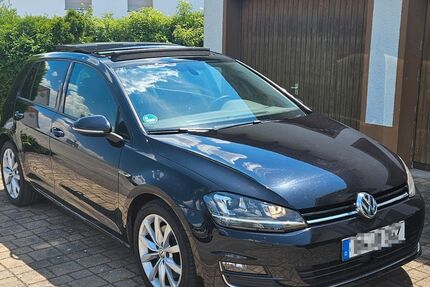 VW Golf 77.000 km 16.800 &euro; Deißlingen-Lauffen 78652