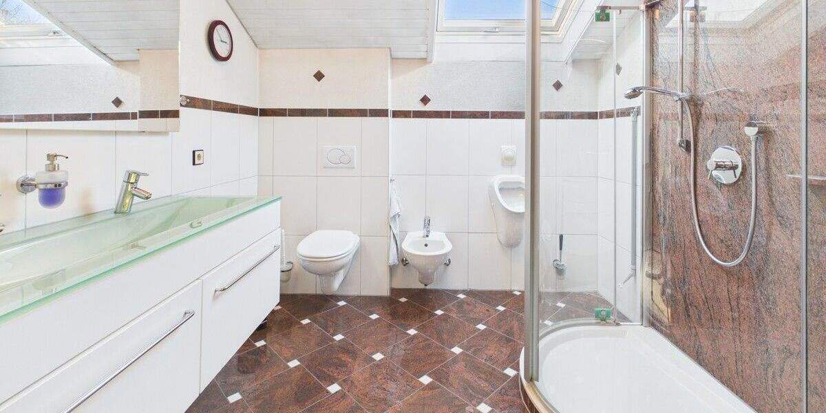 Einfamilienhaus Schramberg / Waldmössingen Waldmössingen - 5 Zimmer, 195 m&sup2;, 575.000&euro; | Angebot:25742608