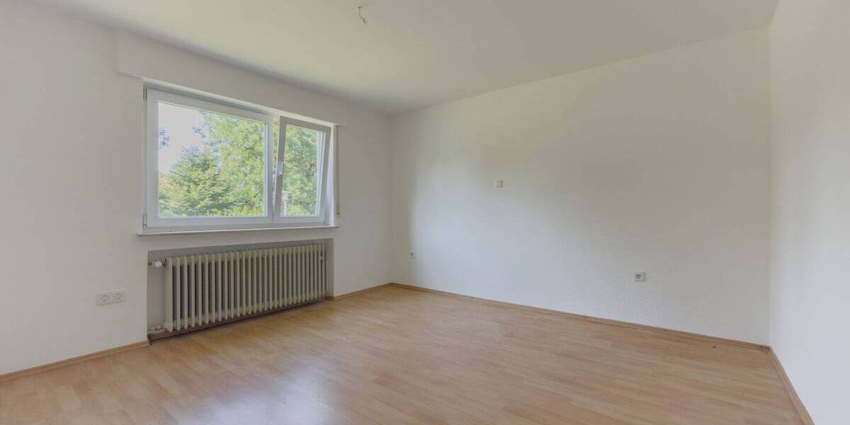 Mehrfamilienhaus, Wohnhaus Deißlingen - 7 Zimmer, 176 m&sup2;, 409.000&euro; | Angebot:25691602
