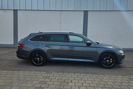 Skoda Superb 114.000 km 18.599 &euro; Hüfingen 78183