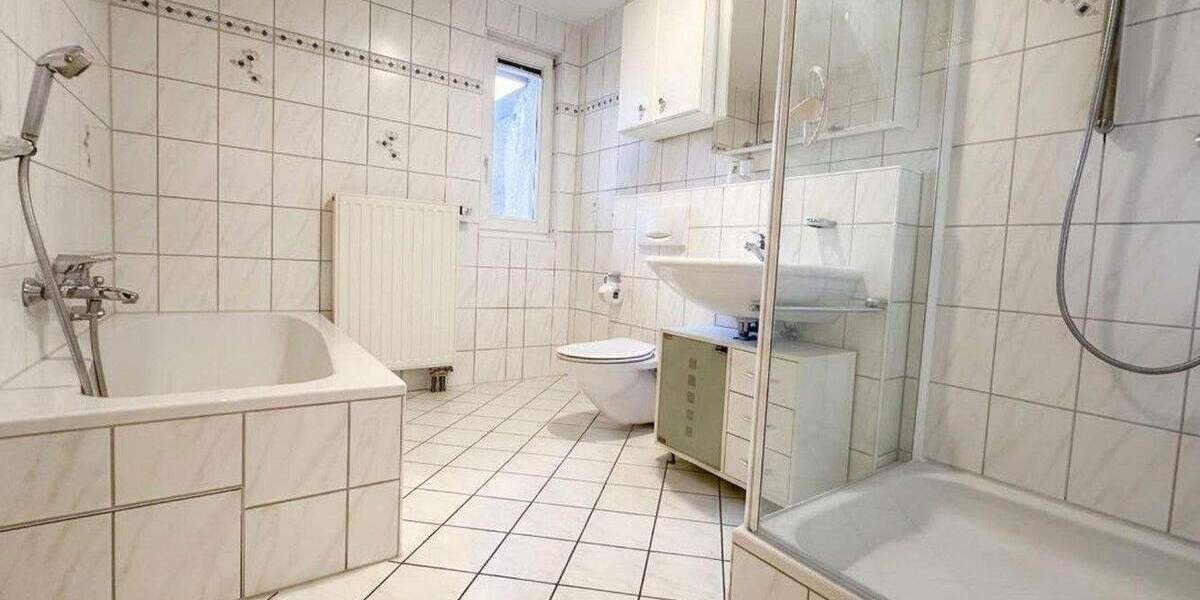 Mehrfamilienhaus, Wohnhaus Bad Dürrheim Hochemmingen - 8 Zimmer, 165 m&sup2;, 345.000&euro; | Angebot:25716322