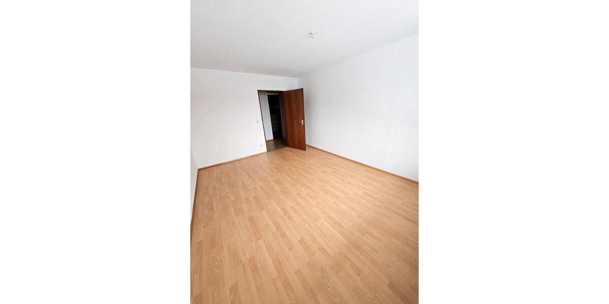 Etagenwohnung Sankt Georgen im Schwarzwald - 3 Zimmer, 70 m&sup2;, 650&euro; | Angebot:25843444