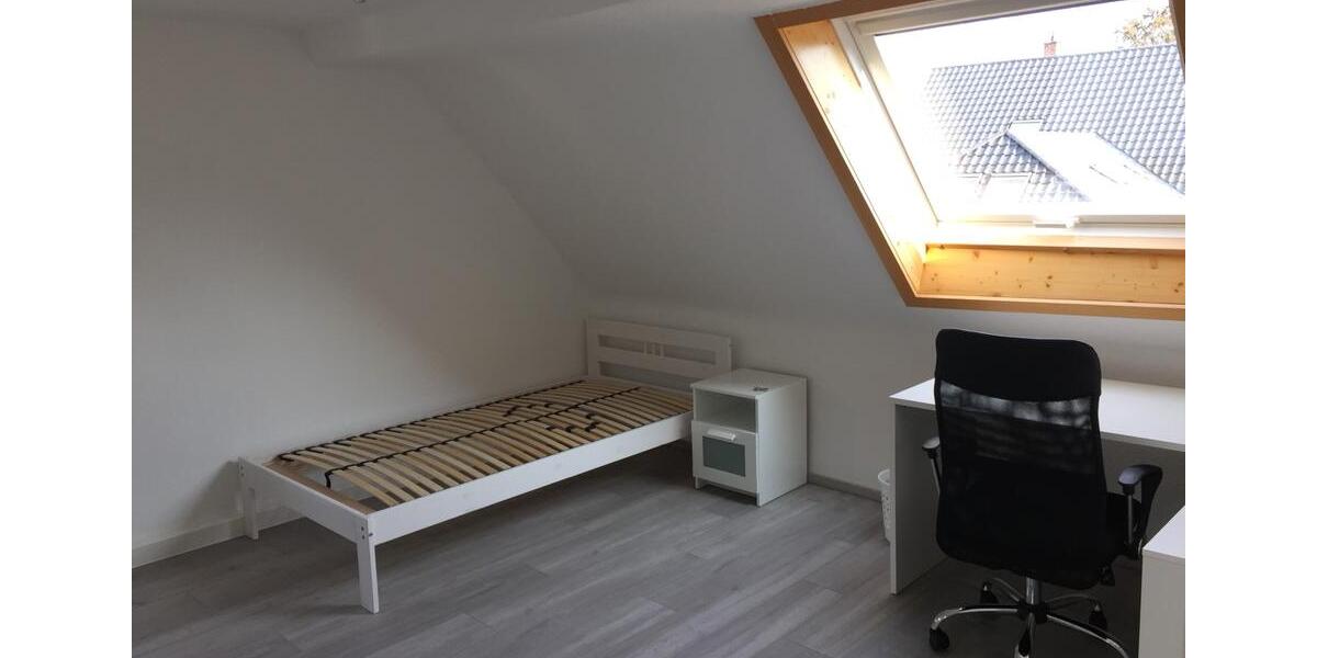 Doppelhaushälfte Villingen-Schwenningen Schwenningen - 6 Zimmer, 130 m&sup2;, 340.000&euro; | Angebot:26964158