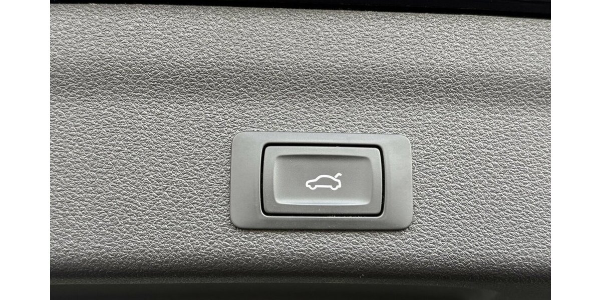 Audi S6 Avant 3.0 TDI quattro 360°+3D/ACC/HEADUP/PANO 55.146 km 47.900 &euro; Villingen-Schwenningen 78054