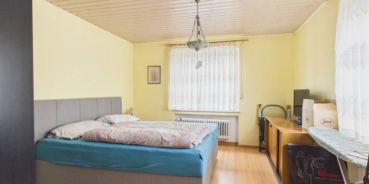Einfamilienhaus Rottweil / Bühlingen Rottweil - 1 Zimmer, 259 m&sup2;, 489.000&euro; | Angebot:26686445