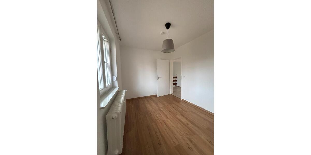 Maisonettenwohnung Trossingen - 3 Zimmer, 84 m&sup2;, 1.100&euro; | Angebot:25073992