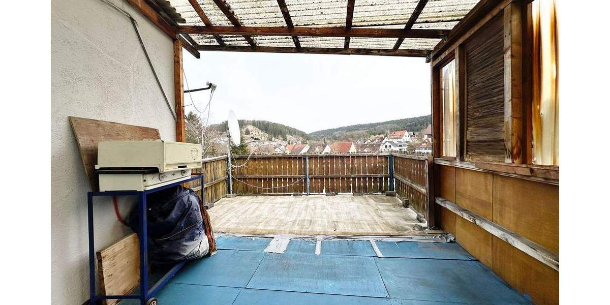 Einfamilienhaus Rottweil Göllsdorf - 6 Zimmer, 100 m&sup2;, 185.000&euro; | Angebot:25662398