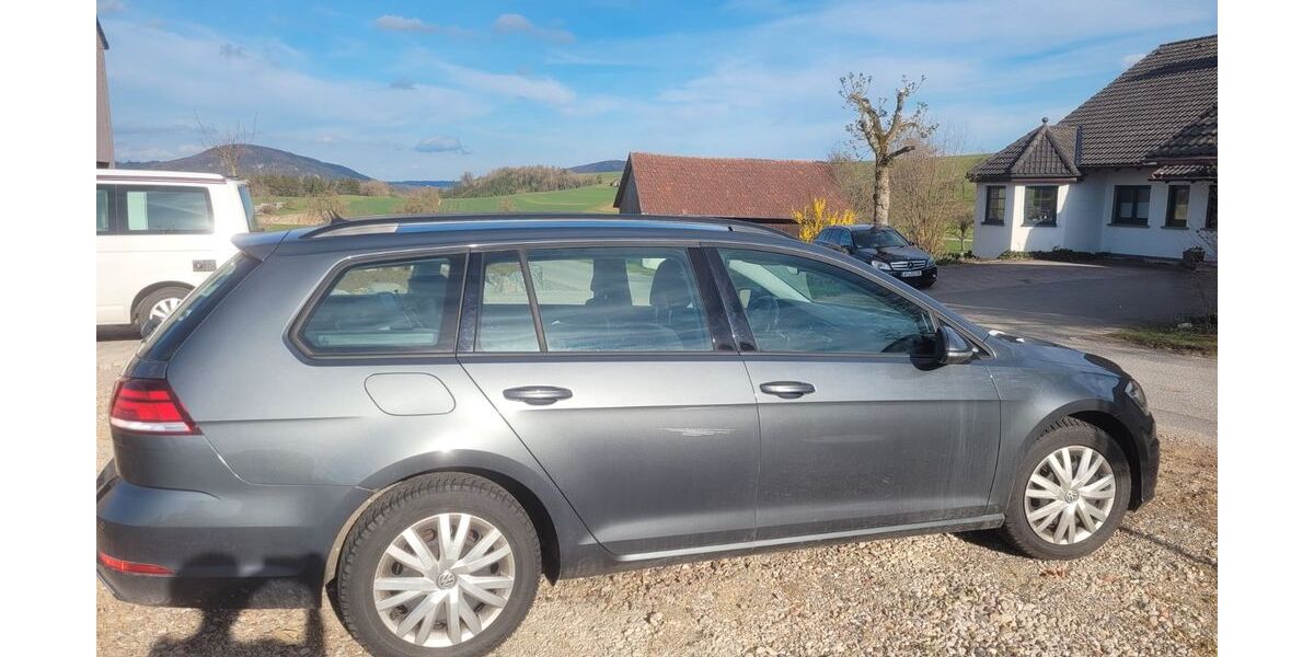 VW Golf 127.965 km 12.900 &euro; Wutach 79879