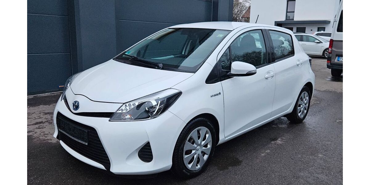 Toyota Yaris 162.000 km 8.150 &euro; Aldingen 78554