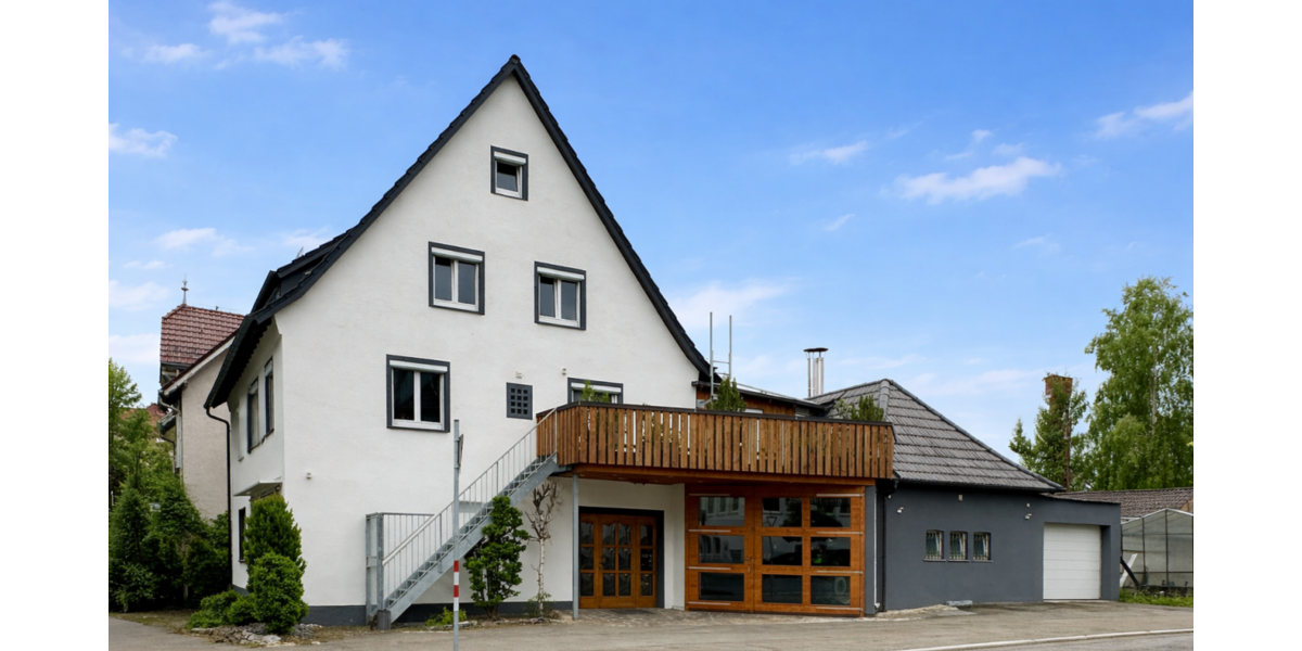 Einfamilienhaus Villingen-Schwenningen Schwenningen - 11 Zimmer, 330 m&sup2;, 649.000&euro; | Angebot:21475068