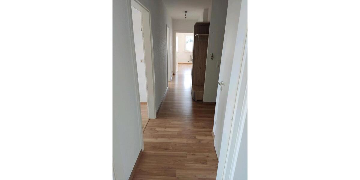 Etagenwohnung Villingen-Schwenningen Schwenningen - 3 Zimmer, 80 m&sup2;, 900&euro; | Angebot:26041968