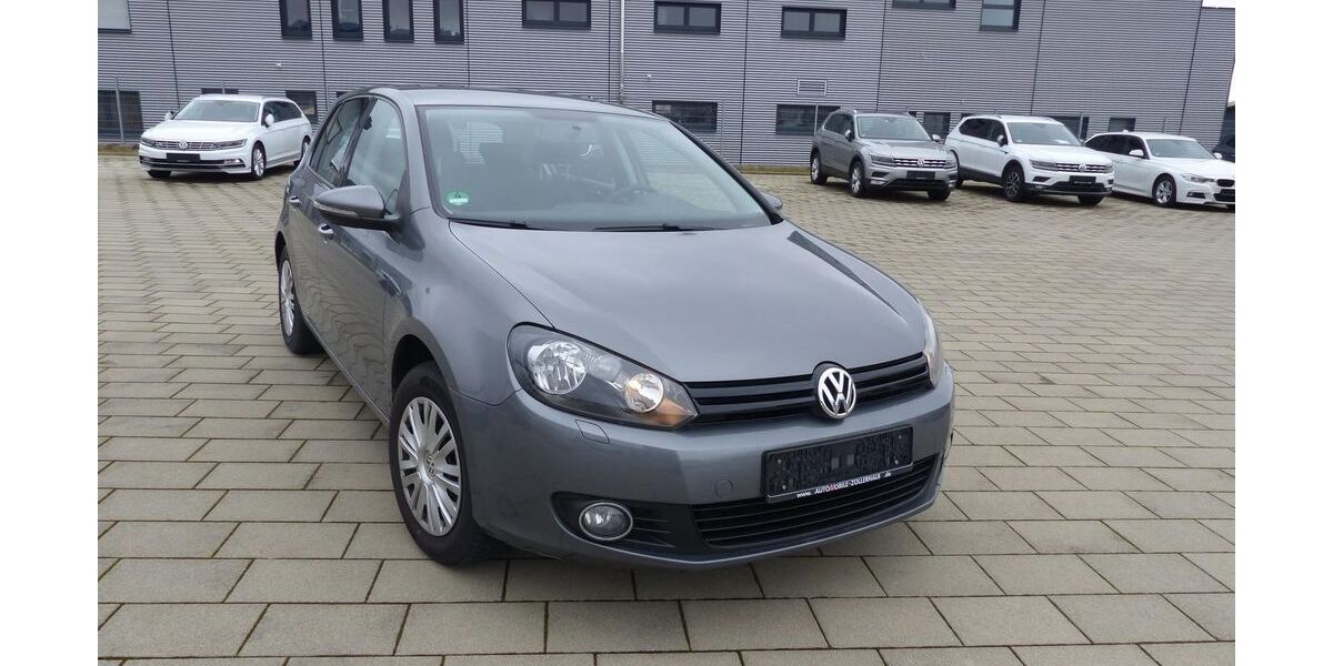 VW Golf 113.000 km 4.350 &euro; Zimmern 78658