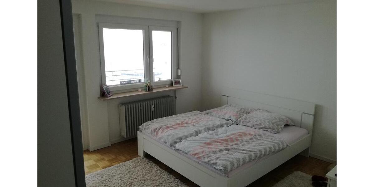 Etagenwohnung Villingen-Schwenningen Schwenningen - 4 Zimmer, 90 m&sup2;, 750&euro; | Angebot:26386640