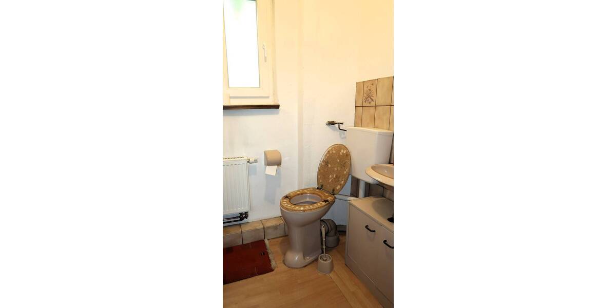 Einfamilienhaus Oberndorf am Neckar Oberndorf - 5 Zimmer, 138 m&sup2;, 250.000&euro; | Angebot:25796765