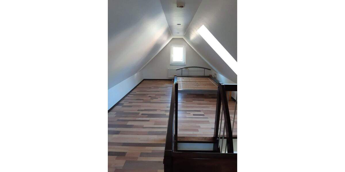 Mehrfamilienhaus, Wohnhaus Vöhrenbach Hammereisenbach-Bregenbach - 8 Zimmer, 185 m&sup2;, 550.000&euro; | Angebot:25717513