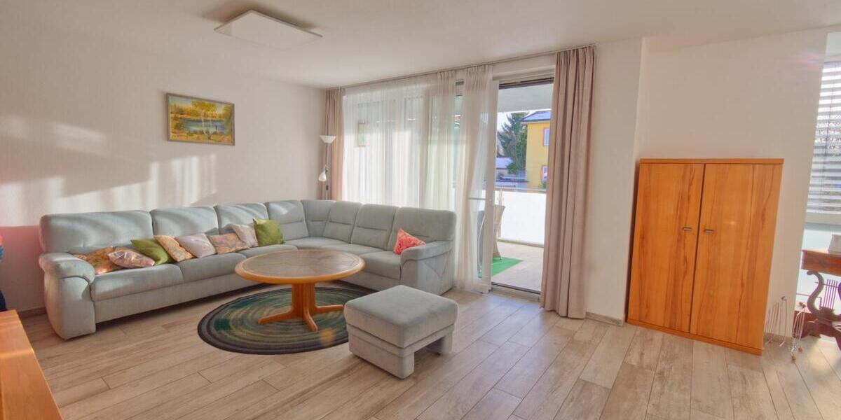 Moderne 2,5-Zimmer-Wohnung mit Balkon, Fußbodenheizung & Aufzug – naturnah gelegen - Etagenwohnung Villingen-Schwenningen Schwenningen | Angebot:24521054