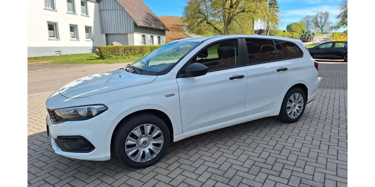 Fiat Tipo 80.000 km 11.500 &euro; Blumberg 78176