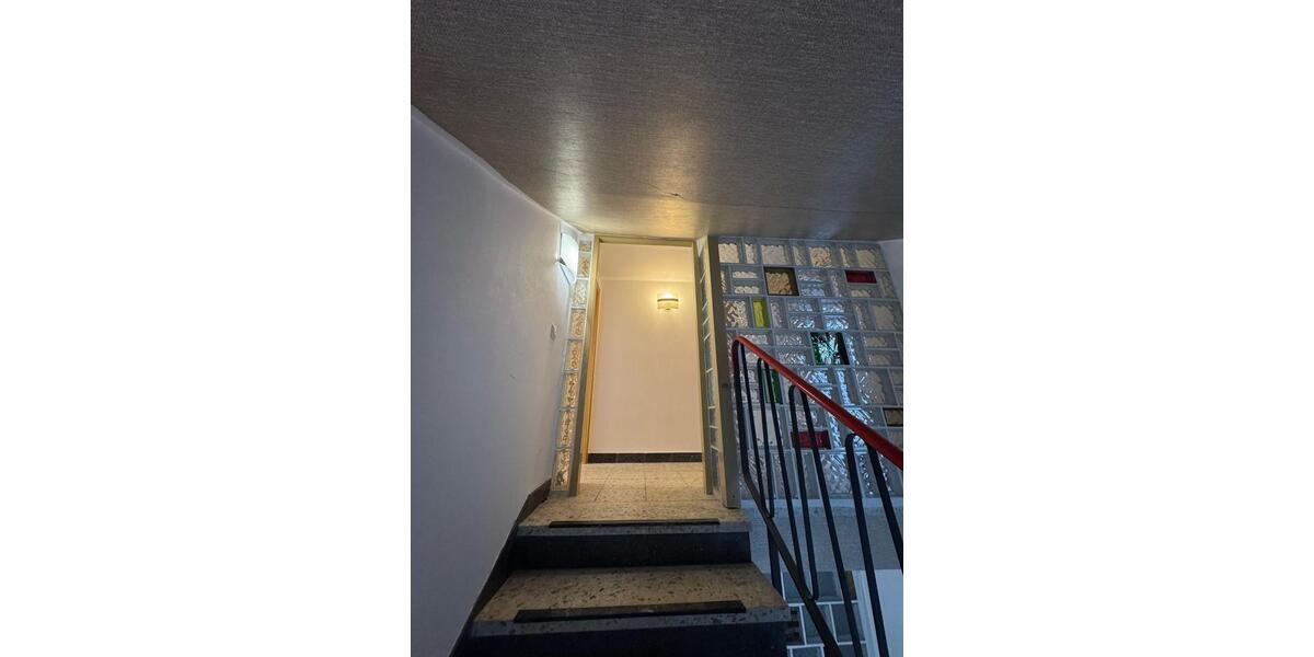 Dachgeschoßwohnung Tuttlingen - 3 Zimmer, 80 m&sup2;, 700&euro; | Angebot:25852575