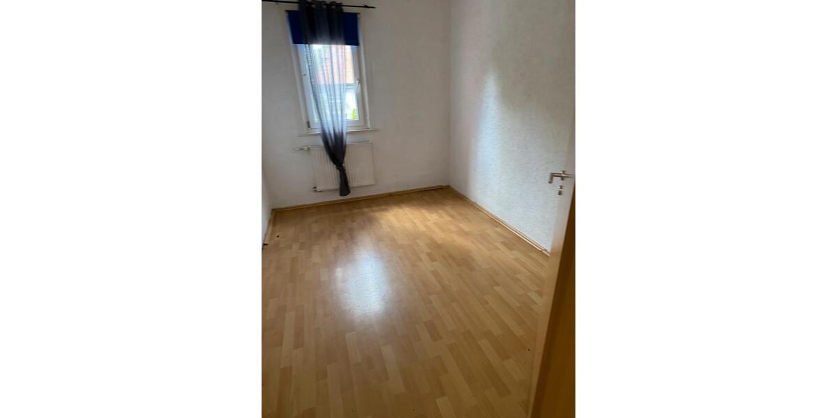 Etagenwohnung Villingen-Schwenningen Schwenningen - 6 Zimmer, 110 m&sup2;, 1.400&euro; | Angebot:26670356