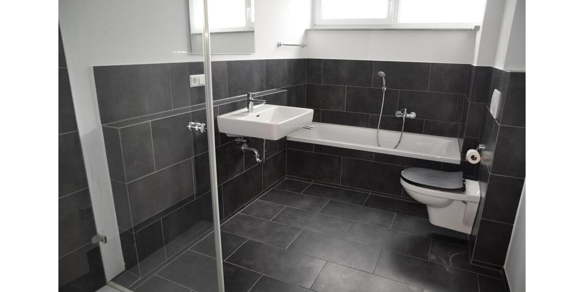 Etagenwohnung Aldingen - 4 Zimmer, 123 m&sup2;, 1.190&euro; | Angebot:26611836
