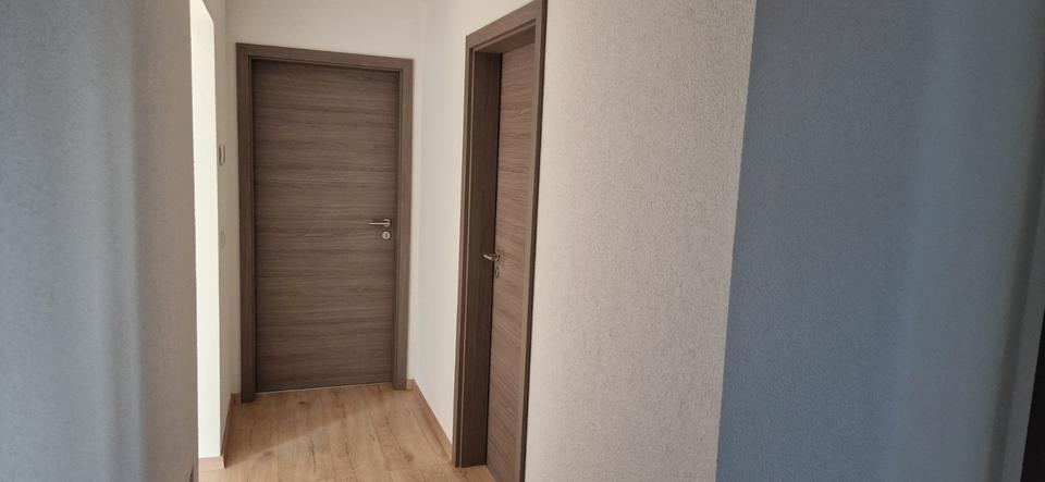 Dachgeschoßwohnung Trossingen - 3 Zimmer, 74 m&sup2;, 870&euro; | Angebot:25099192