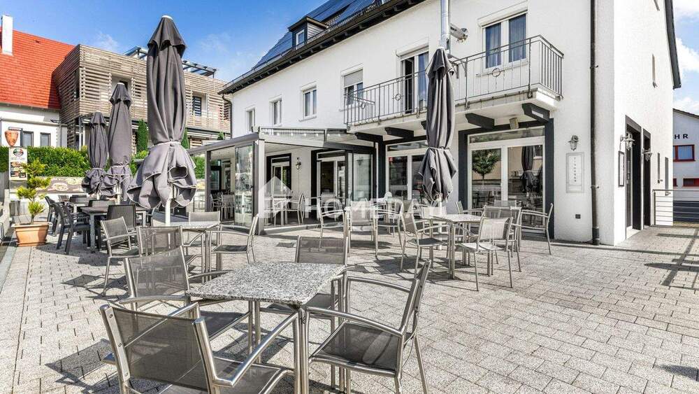 Mehrfamilienhaus, Wohnhaus Dunningen - 9 Zimmer, 240 m&sup2;, 1.180.000&euro; | Angebot:25685641