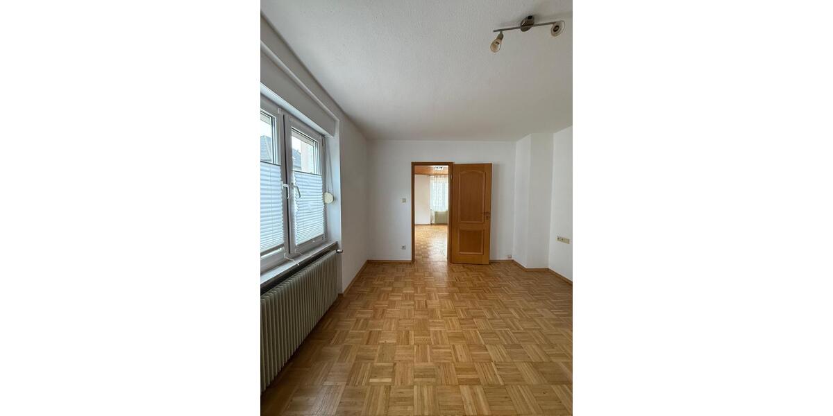 Erdgeschoßwohnung Villingen-Schwenningen Schwenningen - 3 Zimmer, 62 m&sup2;, 650&euro; | Angebot:26542575