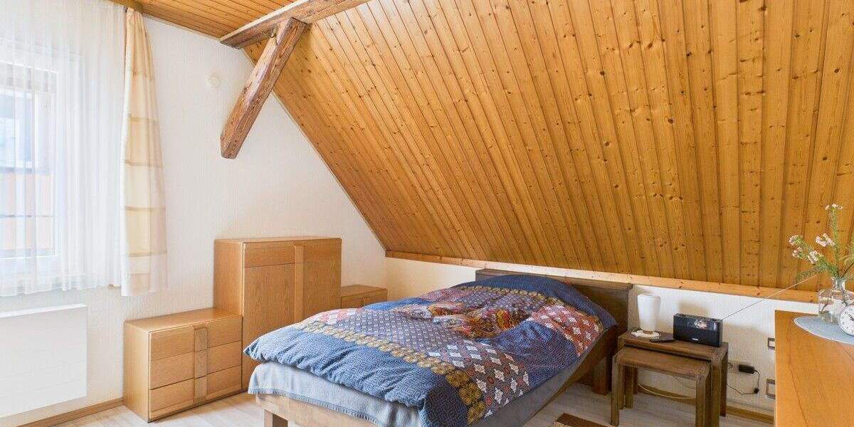 Doppelhaushälfte Rottweil - 6 Zimmer, 150 m&sup2;, 359.000&euro; | Angebot:25683353