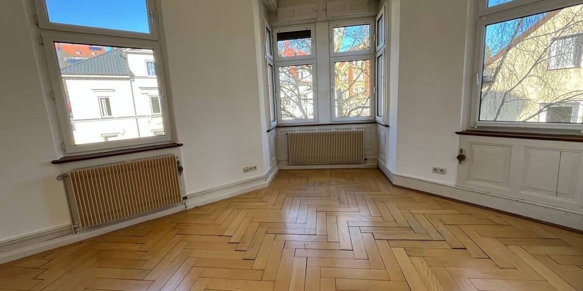 Gewerbeobjekt Rottweil - 6 Zimmer, 199 m&sup2;, 1.400&euro; | Angebot:25820683