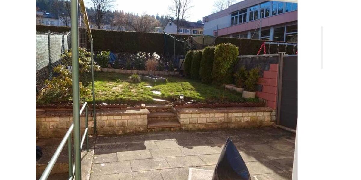 Reihenhaus Tuttlingen - 5 Zimmer, 1 m&sup2;, 1.400&euro; | Angebot:25824303