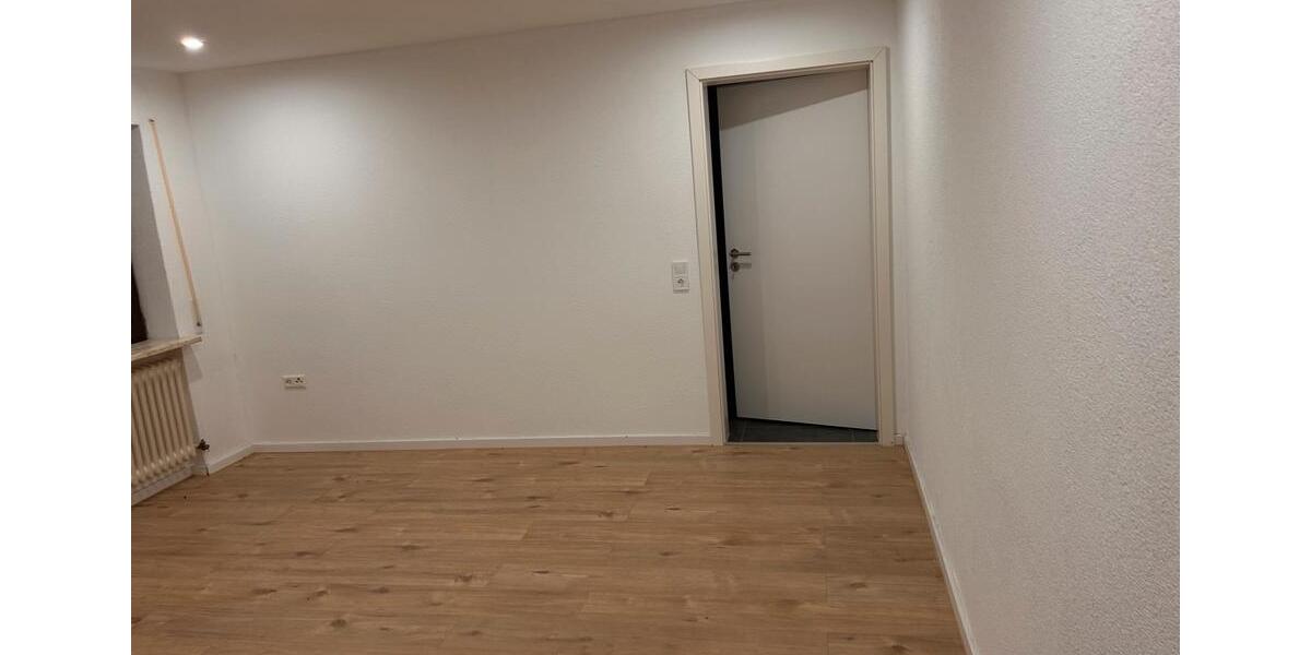 Erdgeschoßwohnung Wehingen - 2 Zimmer, 65 m&sup2;, 650&euro; | Angebot:25778008