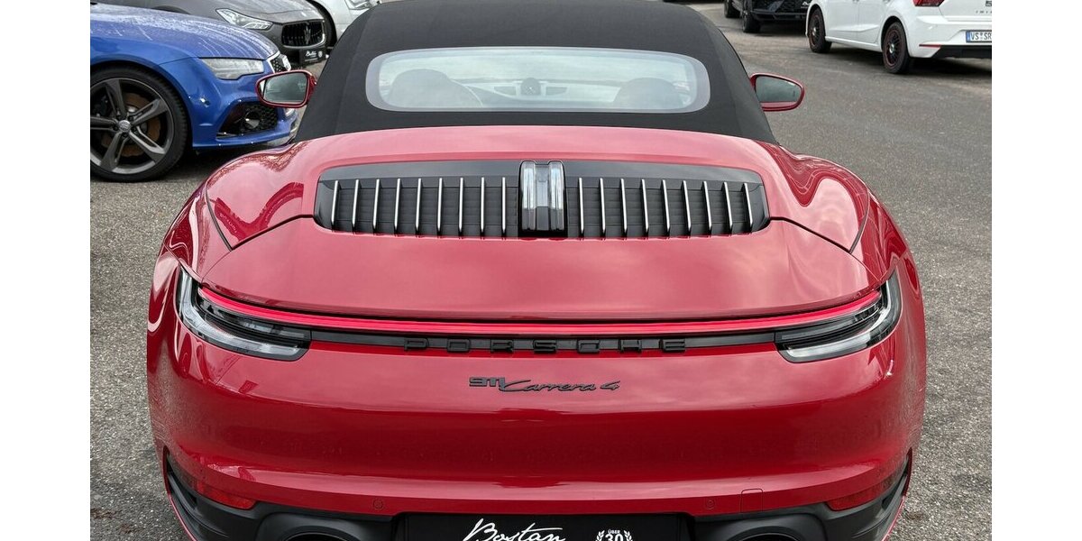 Porsche 992 911 CARRERA4/BOSE/LEDER/CHRONO/KAMERA/MEMORY 21.266 km 117.900 &euro; Villingen-Schwenningen 78054