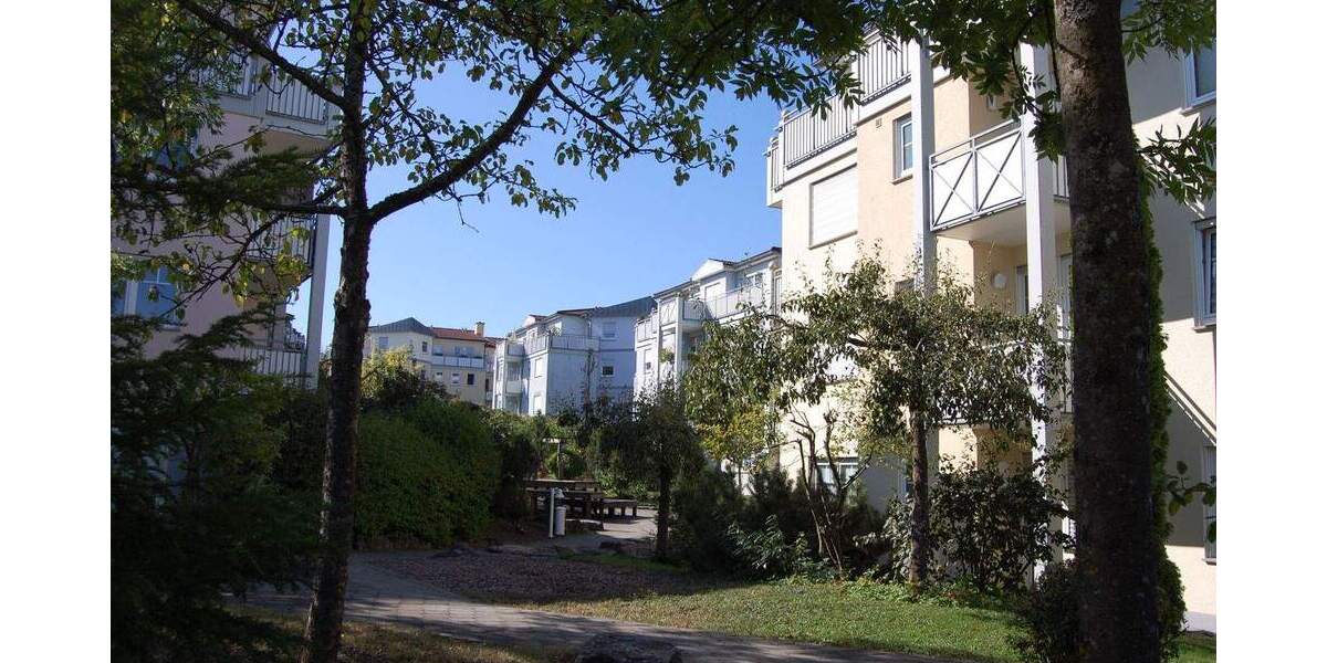 Etagenwohnung Trossingen - 2 Zimmer, 45 m&sup2;, 129.000&euro; | Angebot:25696491