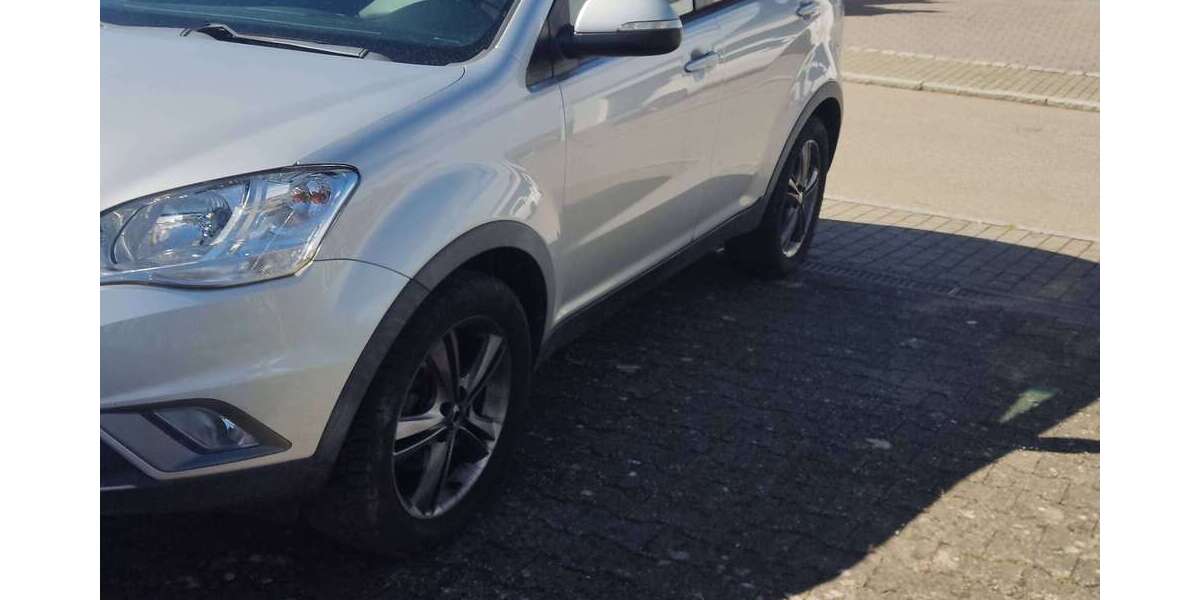 SsangYong Korando 125.000 km 3.799 &euro; Frittlingen 78665