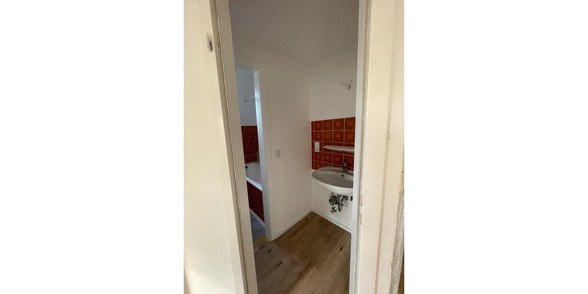 Dachgeschoßwohnung Trossingen - 3 Zimmer, 66 m&sup2;, 850&euro; | Angebot:25334971