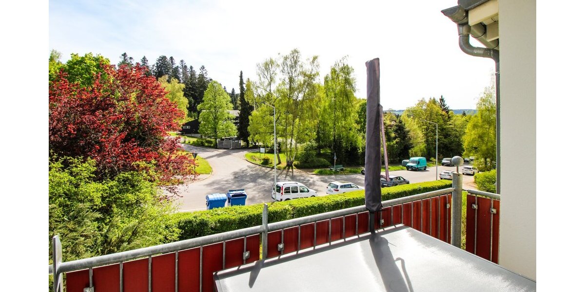 Großzügige 4,5-Zimmer-Wohnung mit Balkon, 2 Bädern & Garage in ruhiger Lage von Sulgen - Etagenwohnung Schramberg Sulgen | Angebot:26443295