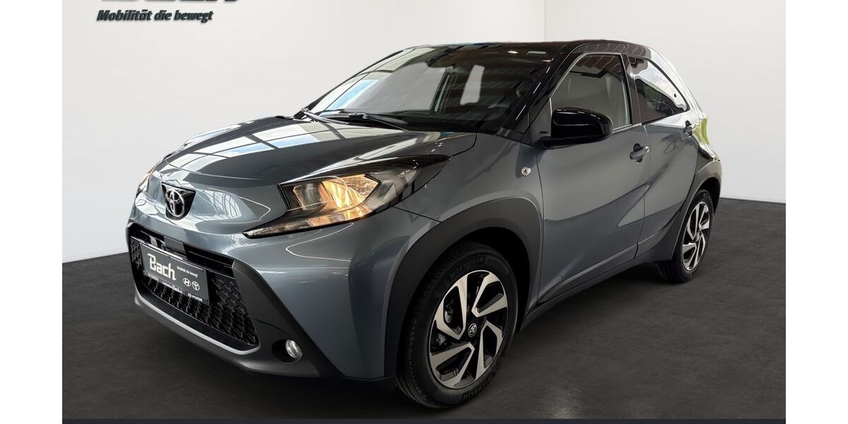 Toyota Aygo (X) 2.500 km 17.206 &euro; Villingen-Schwenningen 78048