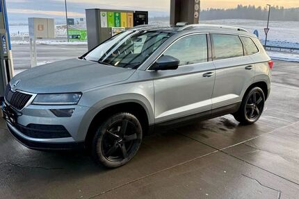 Skoda Karoq 77.000 km 21.500 &euro; Trossingen 78647