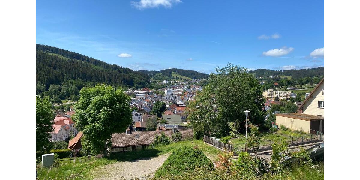 Doppelhaushälfte Furtwangen im Schwarzwald - 8 Zimmer, 150 m&sup2;, 298.000&euro; | Angebot:27053634