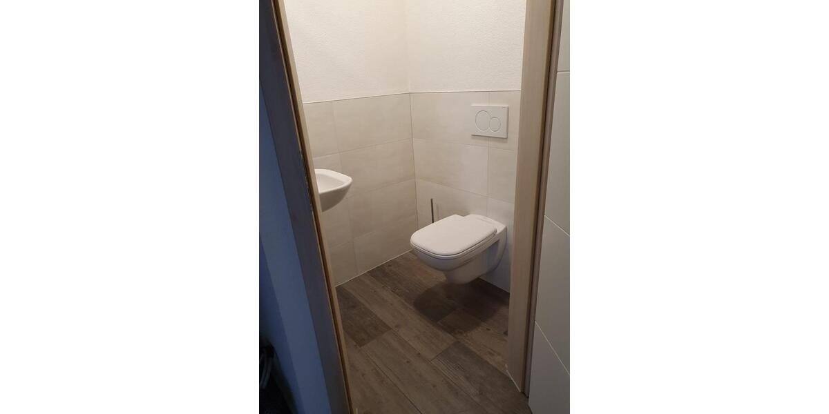 Etagenwohnung Villingen-Schwenningen Schwenningen - 4.5 Zimmer, 112 m&sup2;, 1.160&euro; | Angebot:25452071