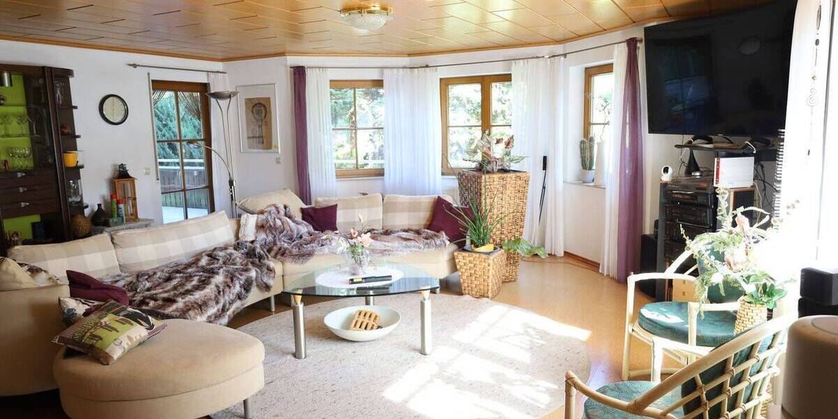 Etagenwohnung Zimmern - 3 Zimmer, 127 m&sup2;, 299.000&euro; | Angebot:25912988