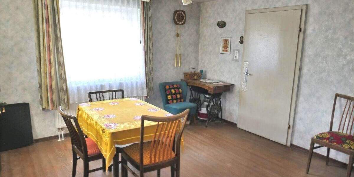 Bauernhaus, Landhaus Deilingen - 6 Zimmer, 112 m&sup2;, 157.000&euro; | Angebot:25732036