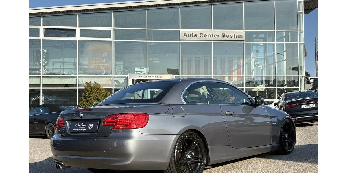BMW 330d Cabrio HARMAN-KARDON/NAVI/CARPLAY/STANDHZ 152.513 km 16.900 &euro; Villingen-Schwenningen 78054