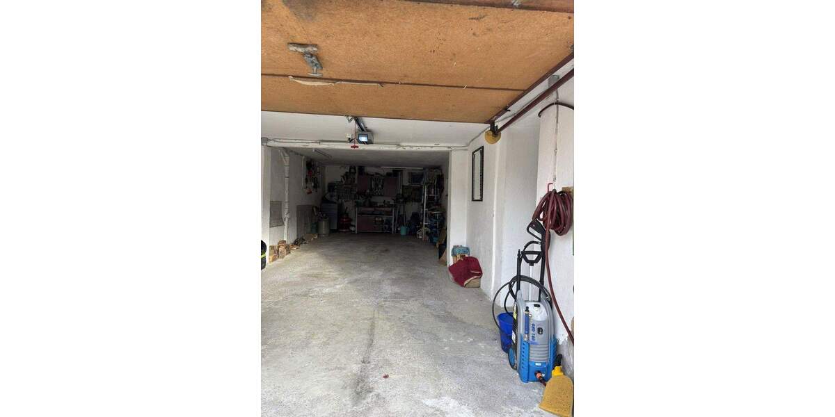 Mehrfamilienhaus, Wohnhaus Reichenbach am Heuberg - 7 Zimmer, 170 m&sup2;, 175.000&euro; | Angebot:25866992