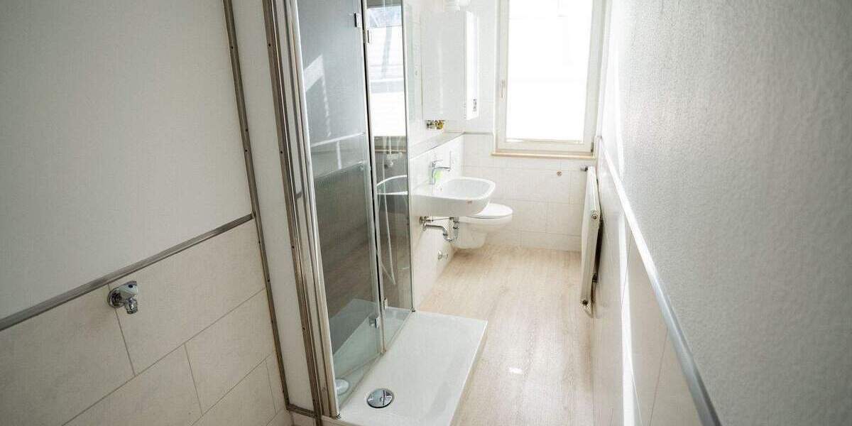 Etagenwohnung Tuttlingen - 2 Zimmer, 66 m&sup2;, 600&euro; | Angebot:25728857