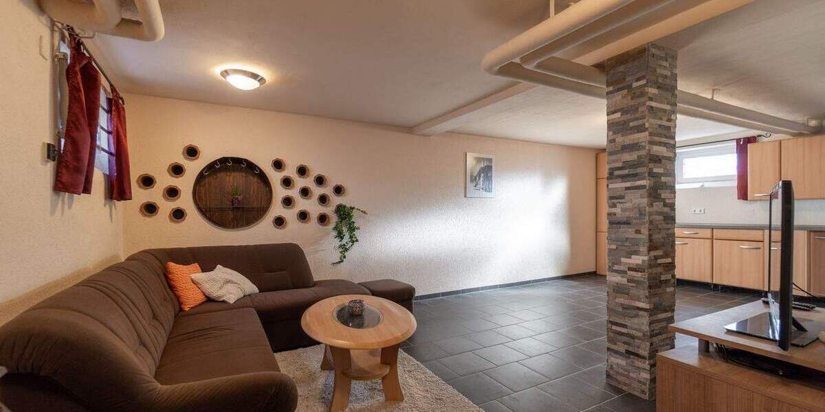 Gewerbeobjekt Villingen-Schwenningen Schwenningen - 217.000&euro; | Angebot:25695903