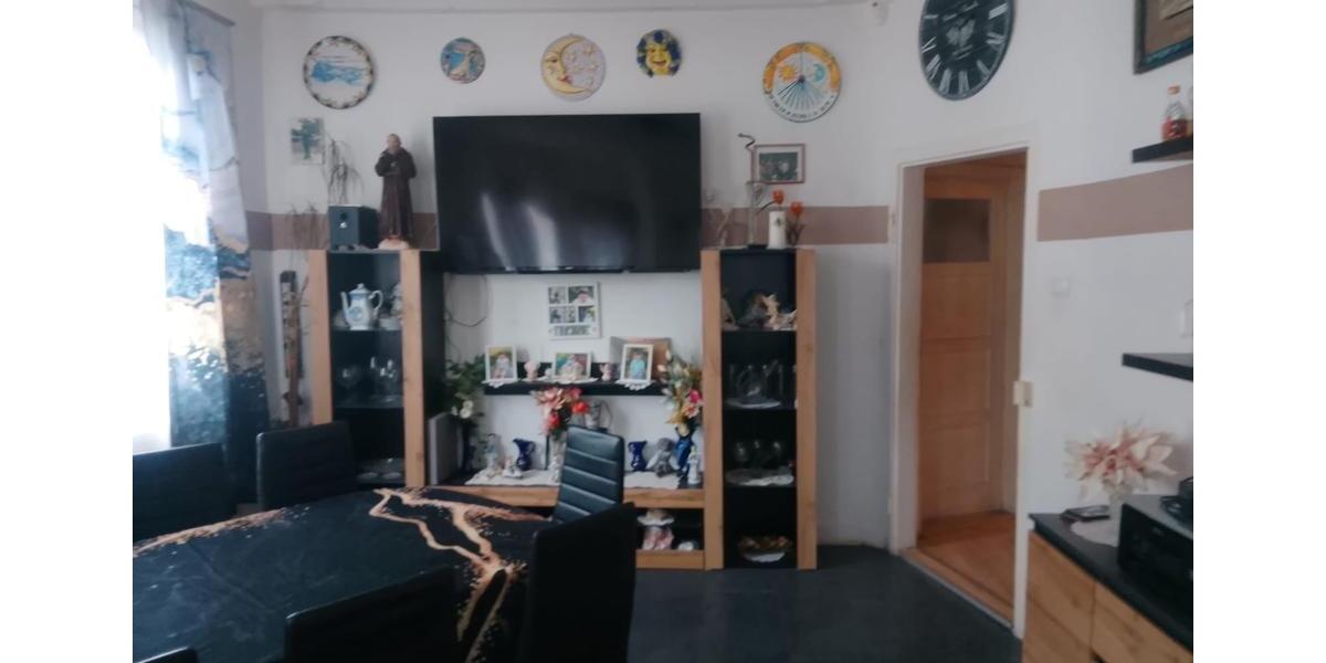 Etagenwohnung Villingen-Schwenningen Schwenningen - 4 Zimmer, 107 m&sup2;, 950&euro; | Angebot:25422857