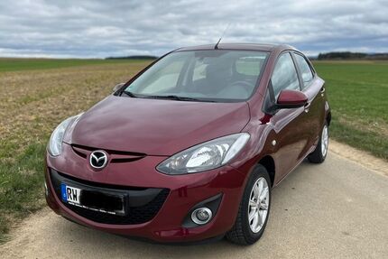 Mazda 2 23.100 km 8.350 &euro; Dunningen 78655