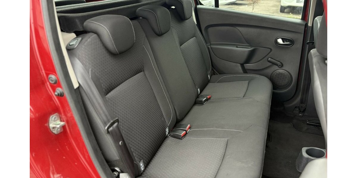 Dacia Sandero II 1.0 Comfort BT/KLIMA/TEMPOMAT/1.HAND 36.512 km 6.900 &euro; Villingen-Schwenningen 78054
